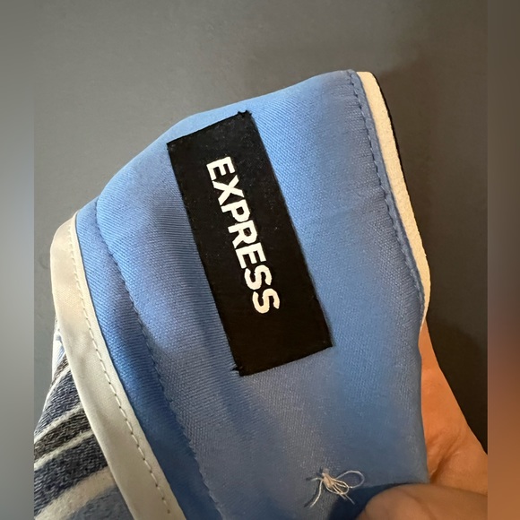 Express High Waisted Blue Stripe Culotte Pants Size 4 - Picture 4 of 5